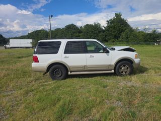 2006 Ford Expedition - Exterior Side Passenger